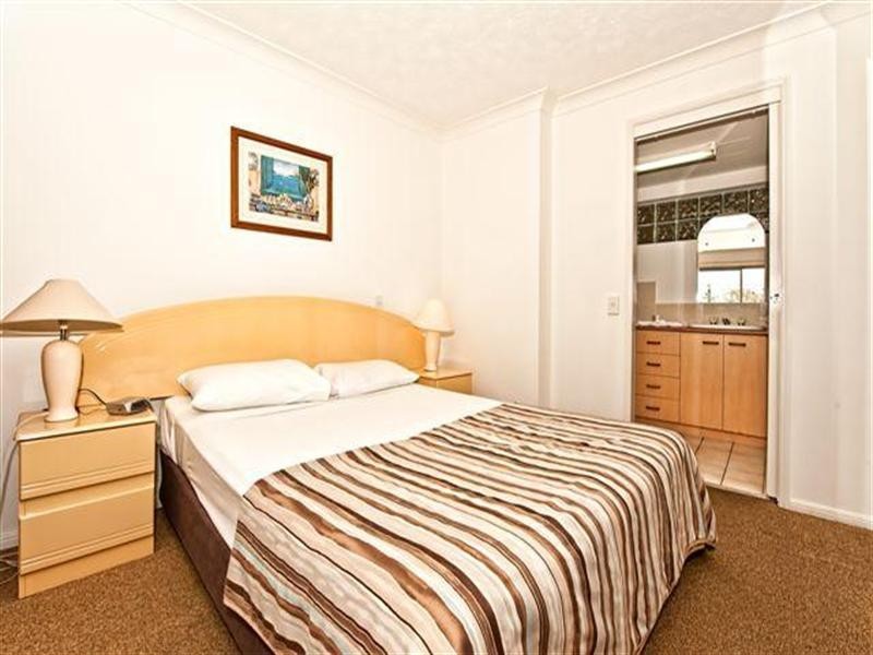 31 Le Grande Broadwater.106 Marine Parade, Southport QLD 4215