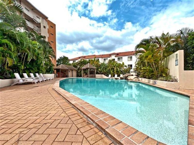 31 Le Grande Broadwater.106 Marine Parade, Southport QLD 4215