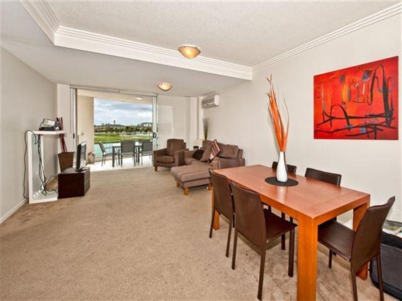 Varsity Lakes QLD 4227