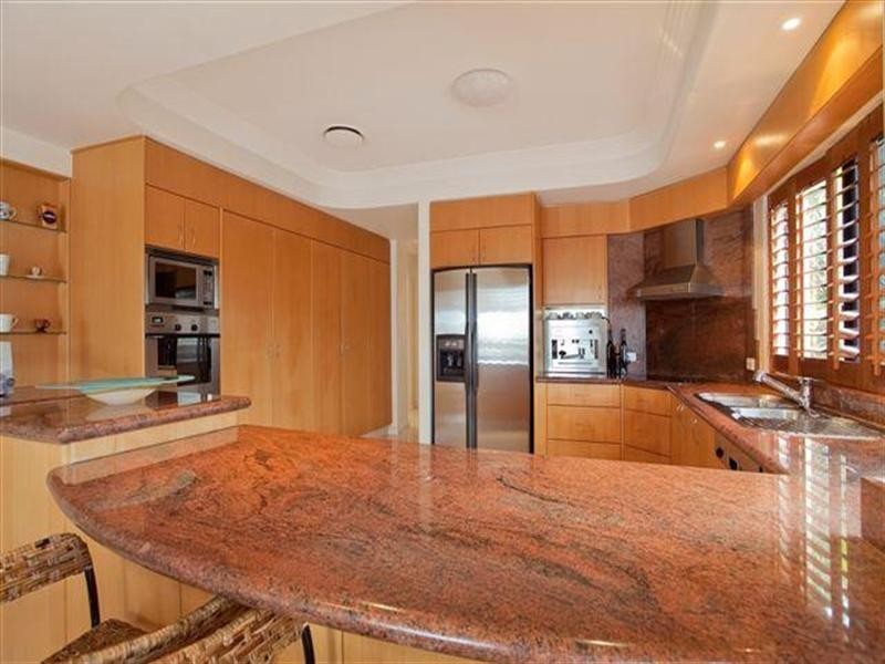 108 Amalfi Drive, Isle Of Capri QLD 4217