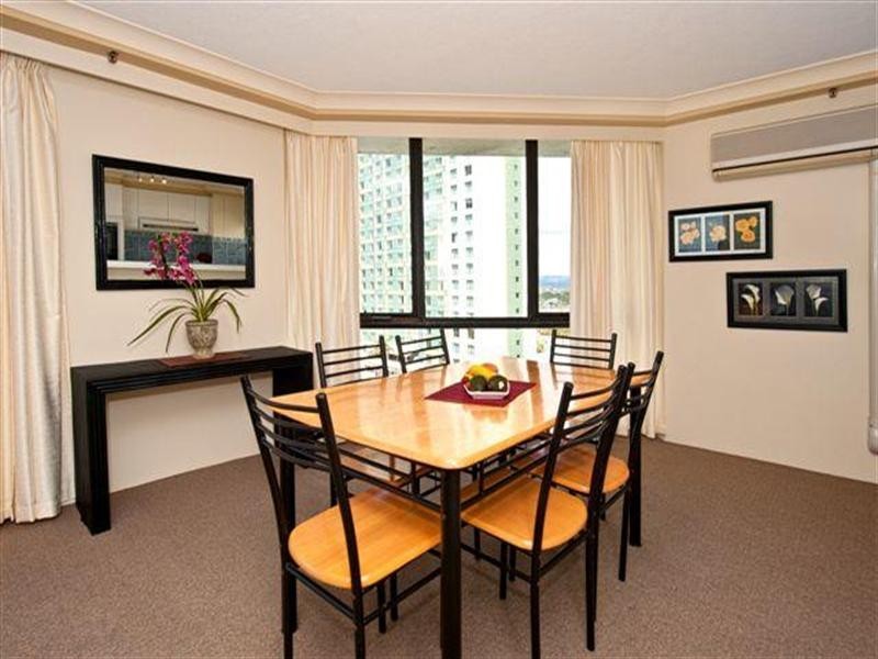 30 Laylock Street, Surfers Paradise QLD 4217