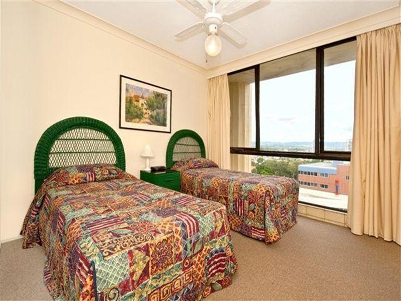 30 Laylock Street, Surfers Paradise QLD 4217