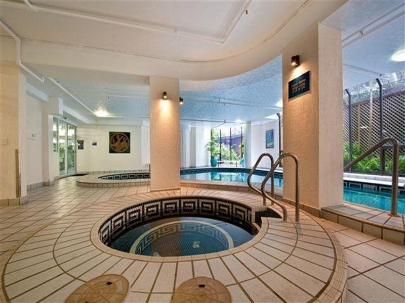 30 Laylock Street, Surfers Paradise QLD 4217