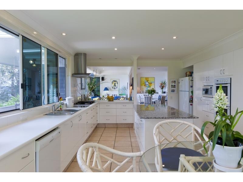 39 Esme Street, North Tamborine QLD 4272