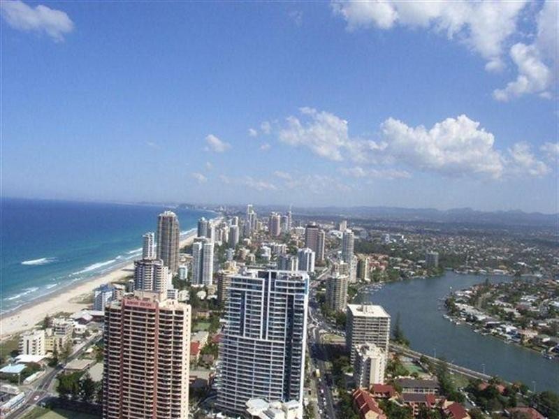 9 Hamilton Avenue – Q1, Surfers Paradise QLD 4217