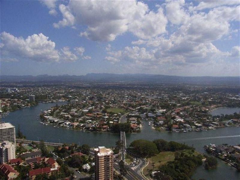 9 Hamilton Avenue – Q1, Surfers Paradise QLD 4217