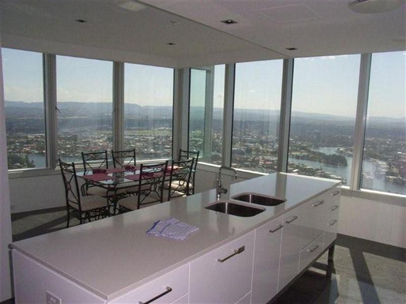 9 Hamilton Avenue – Q1, Surfers Paradise QLD 4217