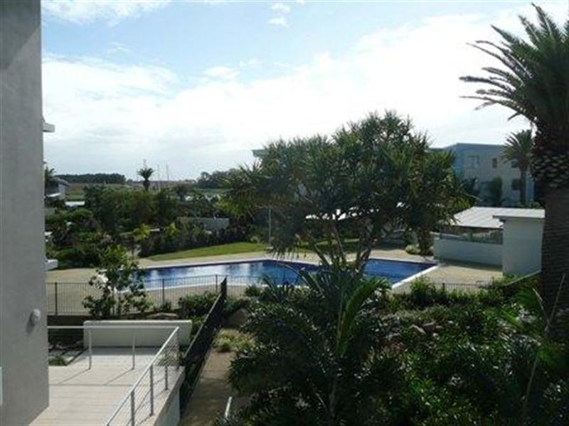 227 Marina Quays. 64 Sickle Avenue, Hope Island QLD 4212