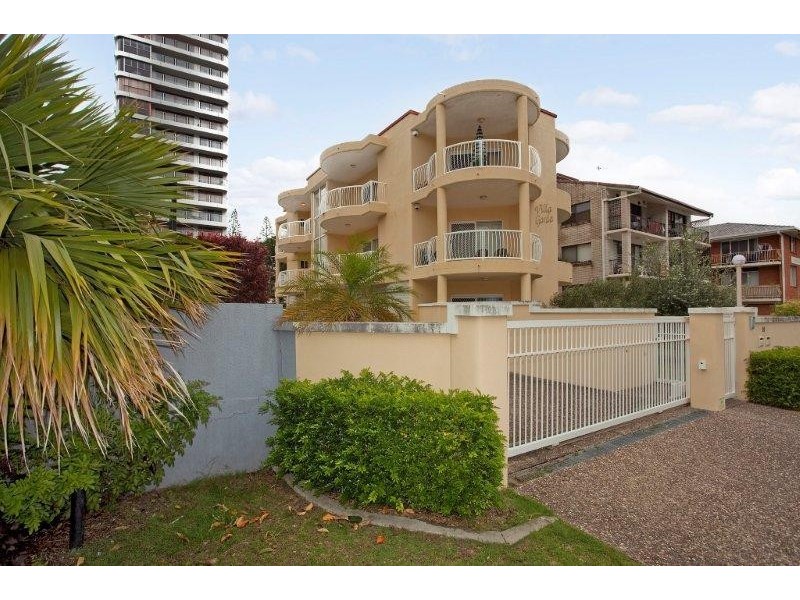 2 Villa Garda. 10 Chelsea Avenue, Broadbeach QLD 4218