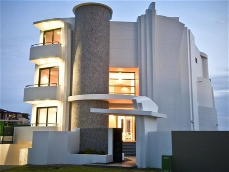 26 Hampton Court, Sovereign Islands QLD 4216