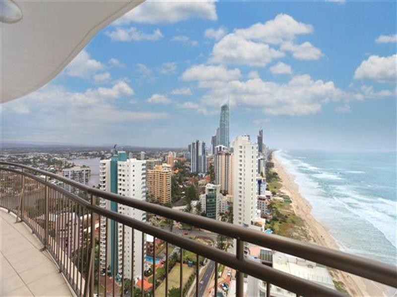 4 Old Burleigh Road, Surfers Paradise QLD 4217