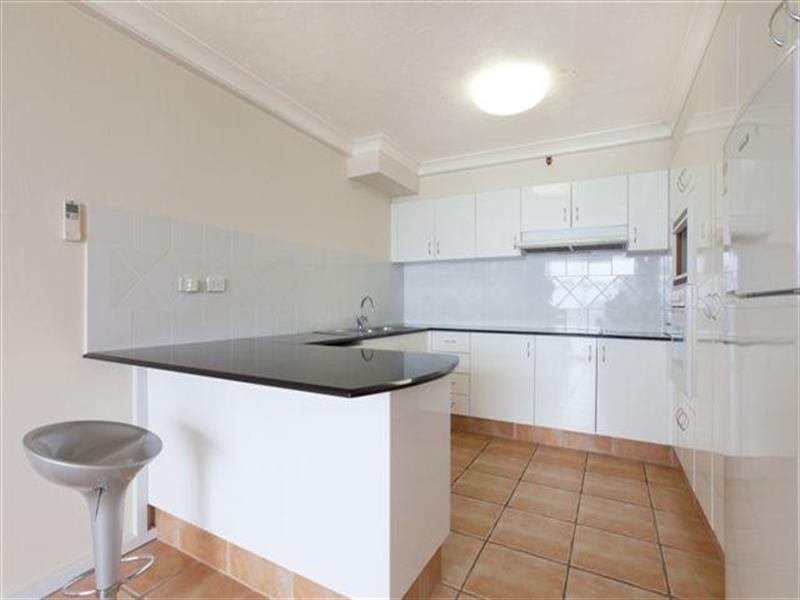 4 Old Burleigh Road, Surfers Paradise QLD 4217