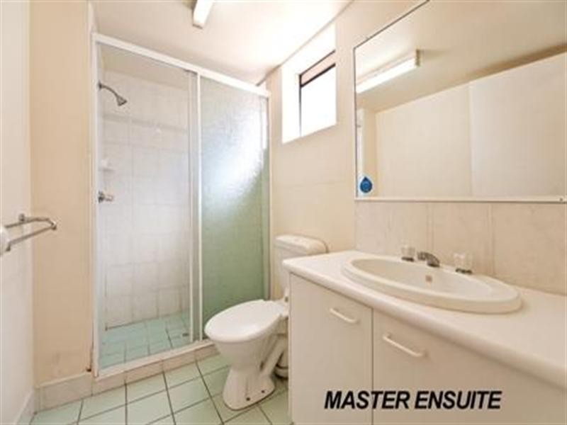 35 Palm Avenue, Surfers Paradise QLD 4217