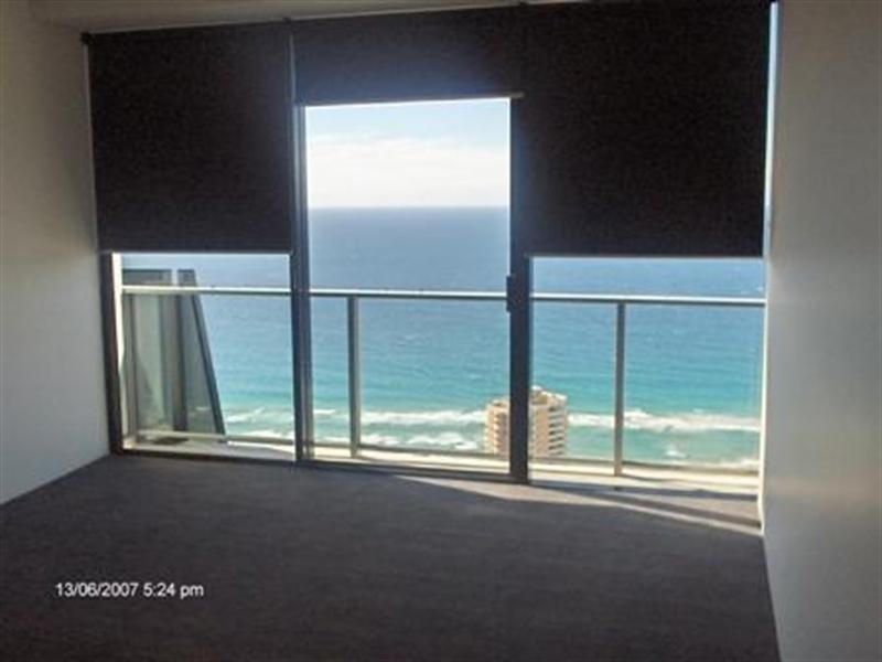 9 Ferny Avenue, Surfers Paradise QLD 4217