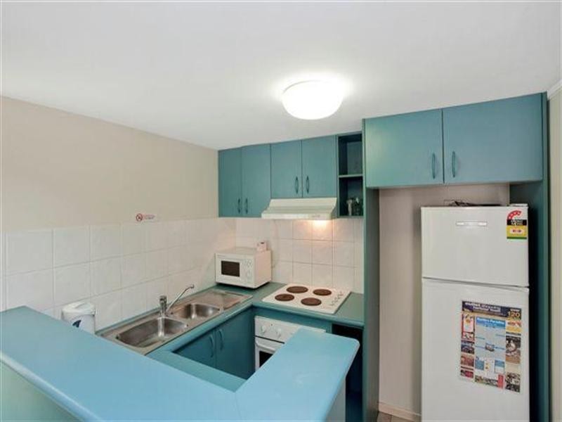 11 Surfers Beach Resort.199 Surf Parade, Surfers Paradise QLD 4217