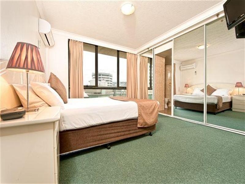 4D Aegean. 30 Laylock Street, Surfers Paradise QLD 4217