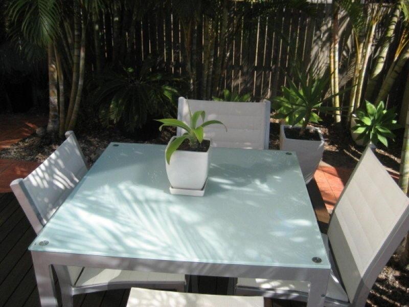 28 Norfolk Avenue, Surfers Paradise QLD 4217