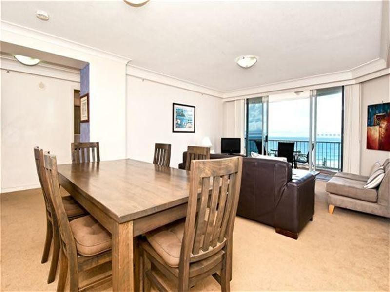 7 Elkhorn Avenue, Surfers Paradise QLD 4217