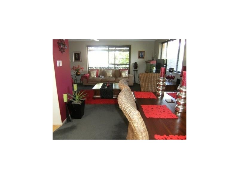 47 Oceanic Drive, Mermaid Waters QLD 4218