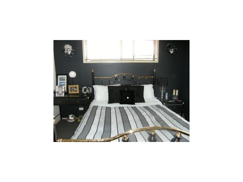 47 Oceanic Drive, Mermaid Waters QLD 4218