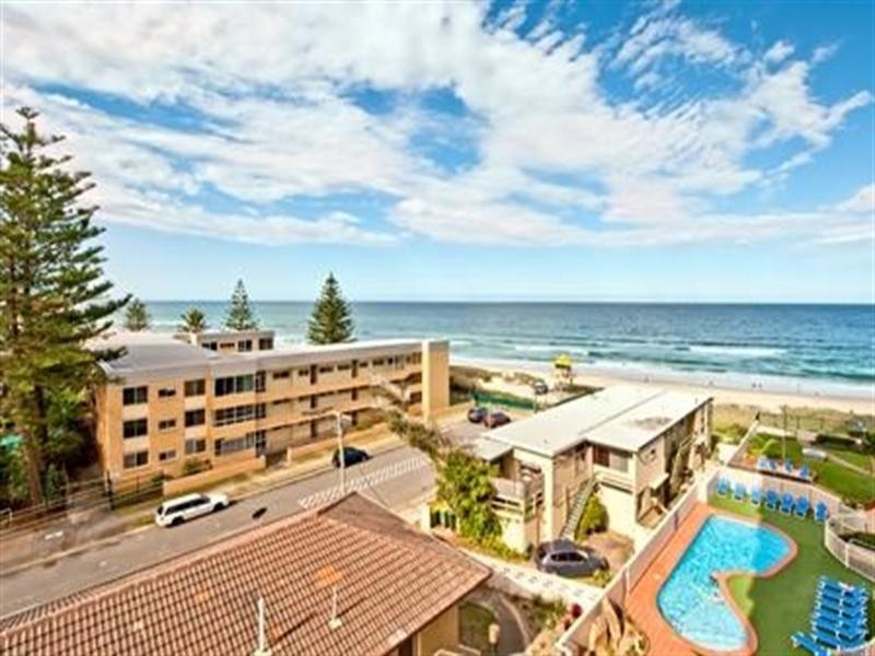 5E Breakers North. 50 Old Burleigh Road, Surfers Paradise QLD 4217