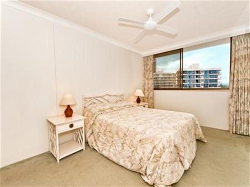 5E Breakers North. 50 Old Burleigh Road, Surfers Paradise QLD 4217