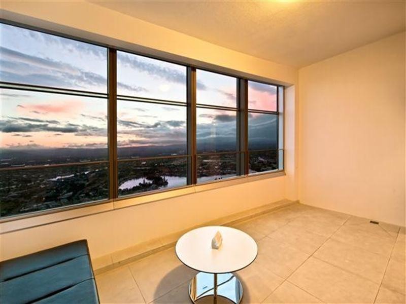 5307 Q1.9 Hamilton Avenue, Surfers Paradise QLD 4217