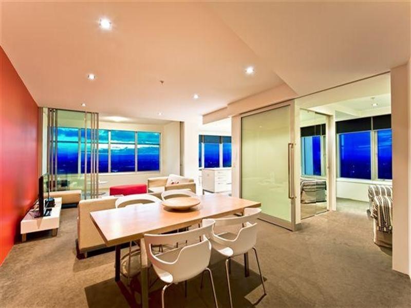 5307 Q1.9 Hamilton Avenue, Surfers Paradise QLD 4217