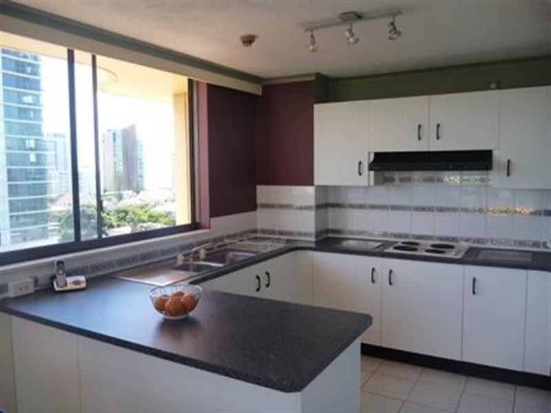 43 Enderley Avenue, Surfers Paradise QLD 4217