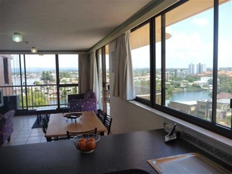 43 Enderley Avenue, Surfers Paradise QLD 4217