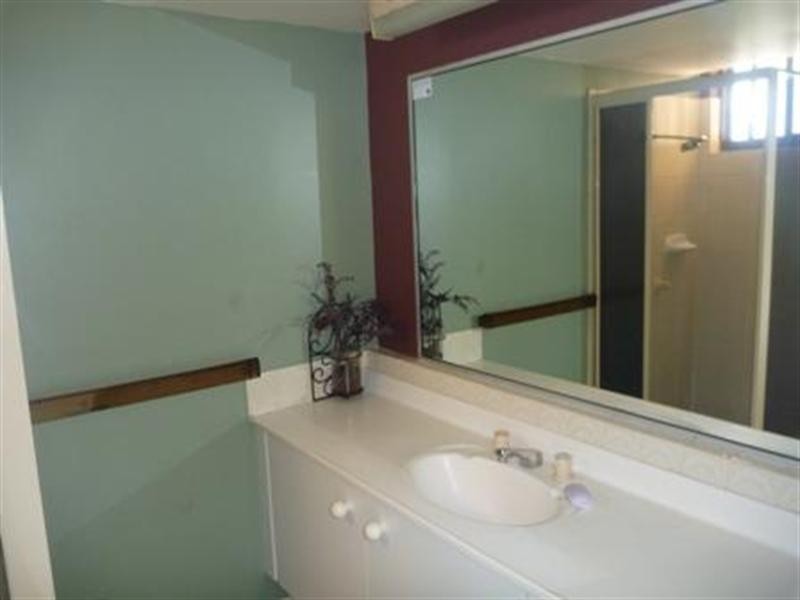 43 Enderley Avenue, Surfers Paradise QLD 4217