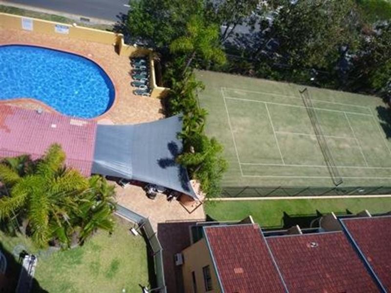 43 Enderley Avenue, Surfers Paradise QLD 4217