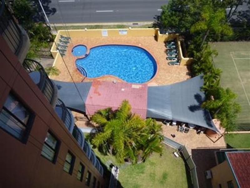 43 Enderley Avenue, Surfers Paradise QLD 4217