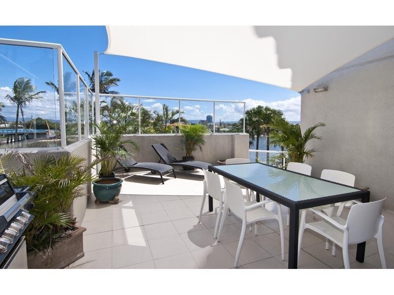 1 Solitaire, 20 Riverview Parade, Surfers Paradise QLD 4217