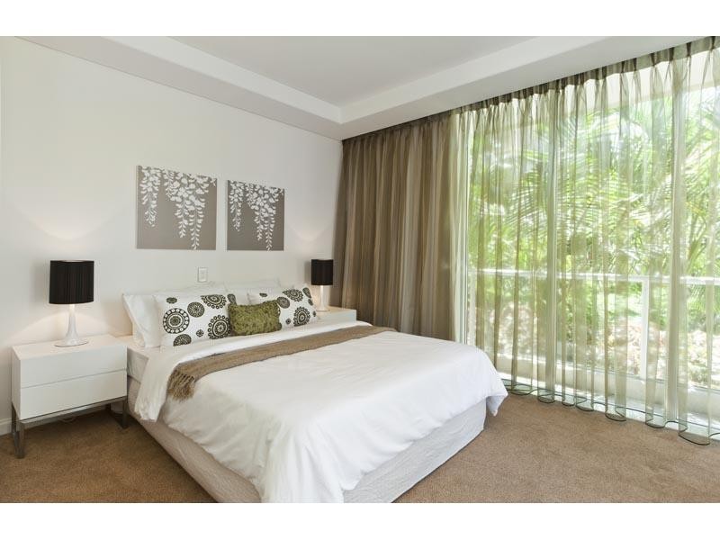 1 Solitaire, 20 Riverview Parade, Surfers Paradise QLD 4217