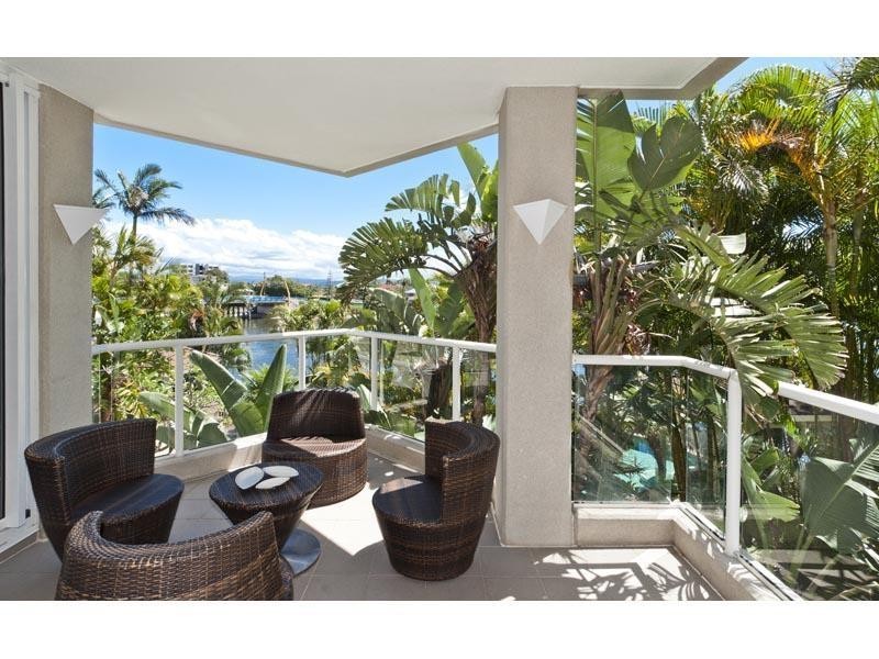 1 Solitaire, 20 Riverview Parade, Surfers Paradise QLD 4217