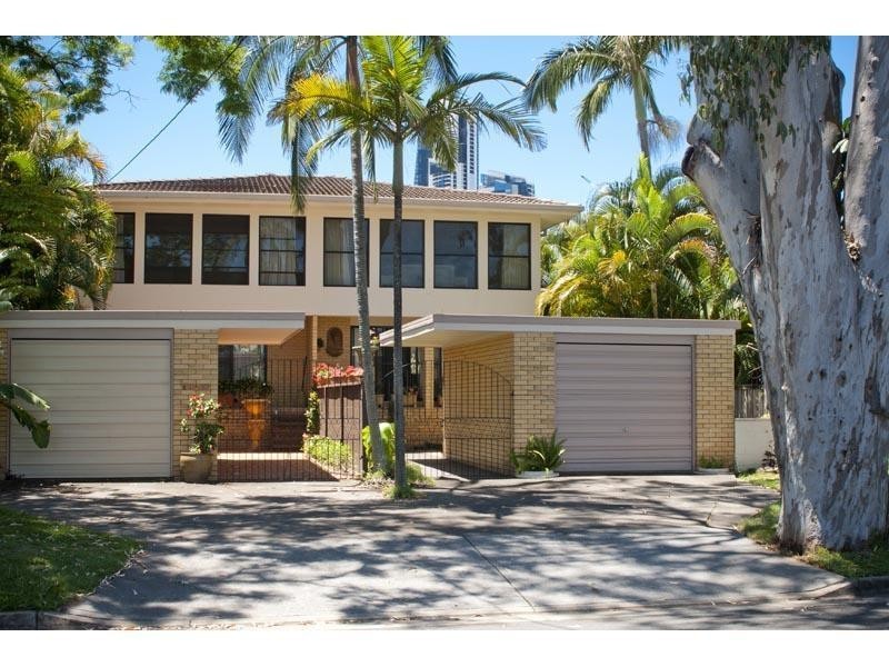 2/37 Sunset Boulevard, Surfers Paradise QLD 4217