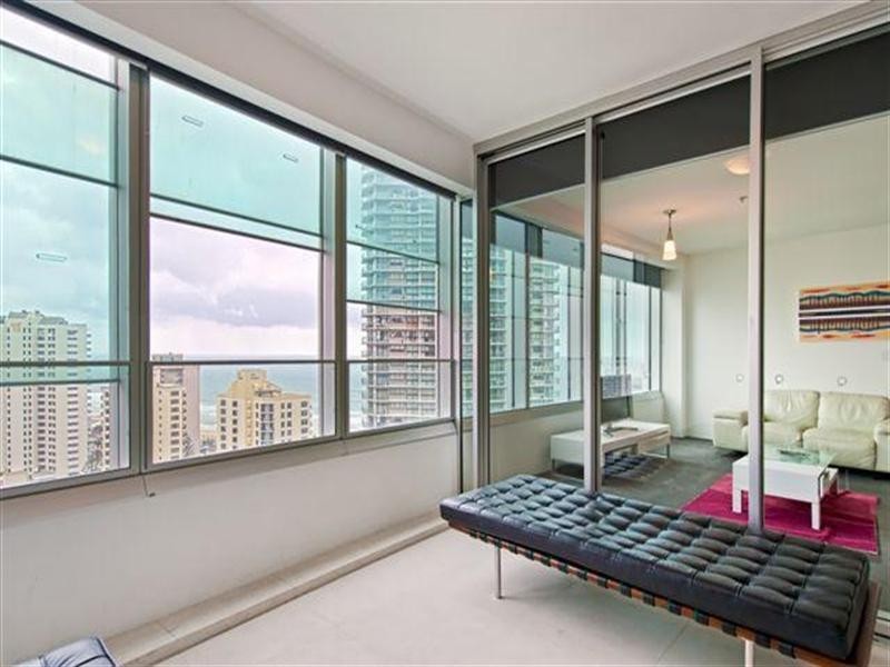 9 Hamilton Avenue, Surfers Paradise QLD 4217