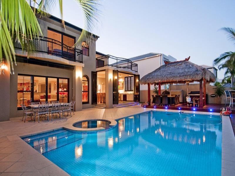 17 The Sovereign Mile, Sovereign Islands QLD 4216