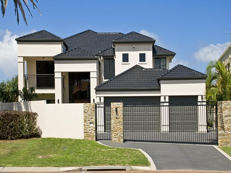 Sovereign Islands QLD 4216