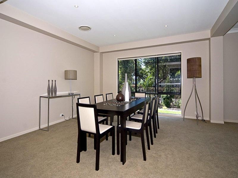 Sovereign Islands QLD 4216