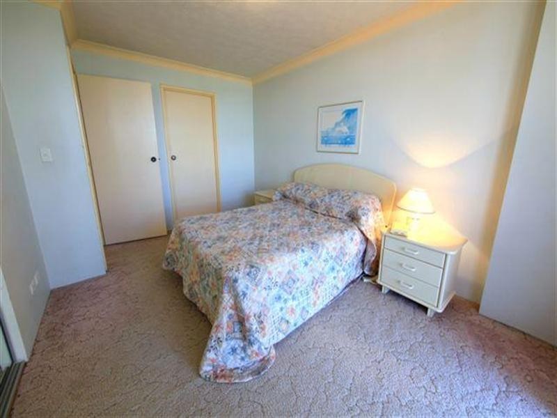 50 Old Burleigh Road, Surfers Paradise QLD 4217