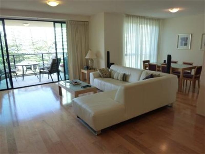 2685 Gold Coast Highway, Broadbeach QLD 4218