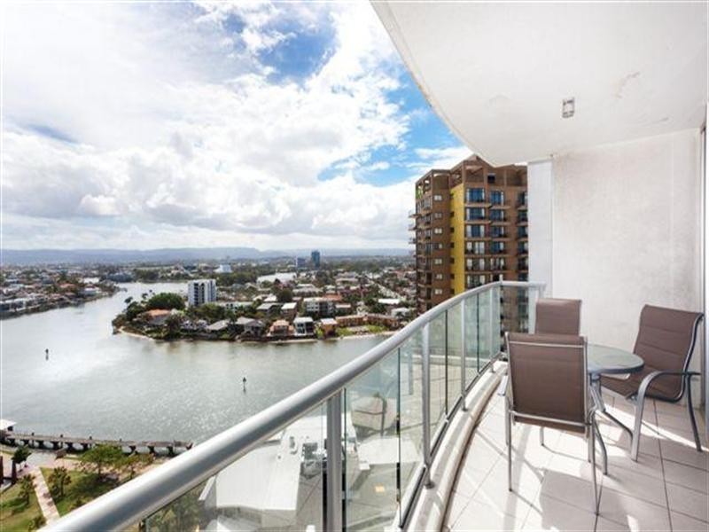 23 Ferny Avenue, Surfers Paradise QLD 4217