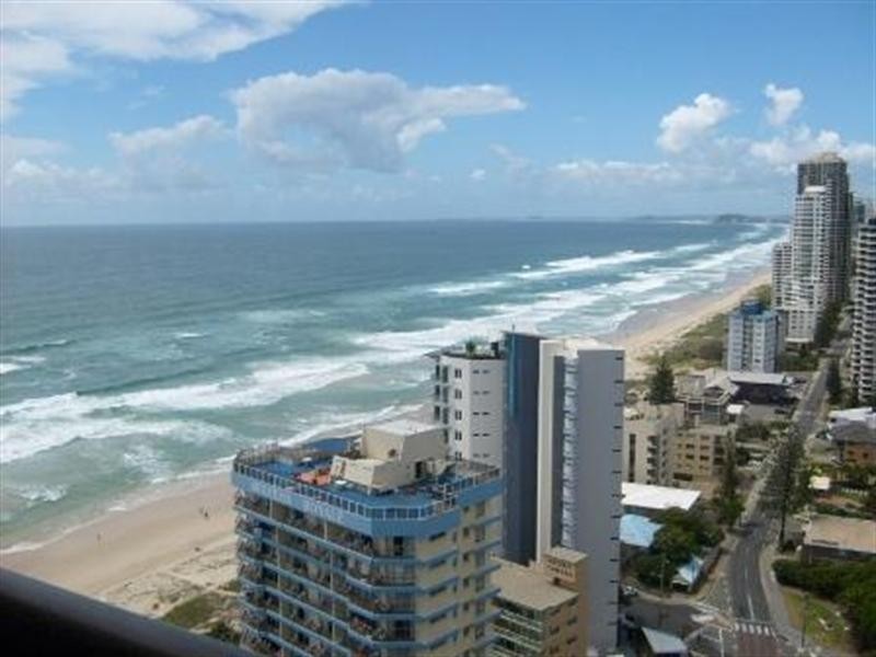 28 Northcliffe Terrace – Longbeach, Surfers Paradise QLD 4217