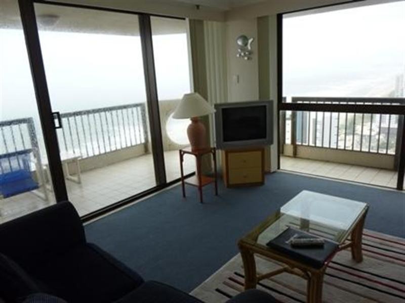 28 Northcliffe Terrace – Longbeach, Surfers Paradise QLD 4217