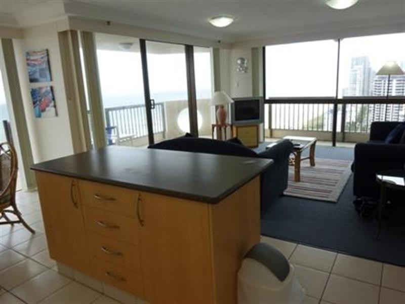 28 Northcliffe Terrace – Longbeach, Surfers Paradise QLD 4217