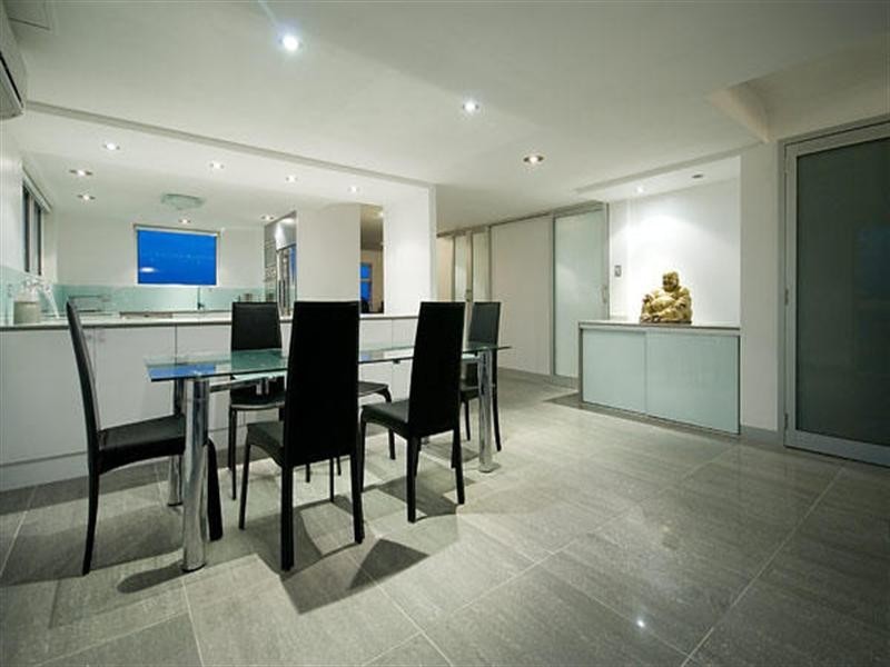 204 Marine Parade, Labrador QLD 4215