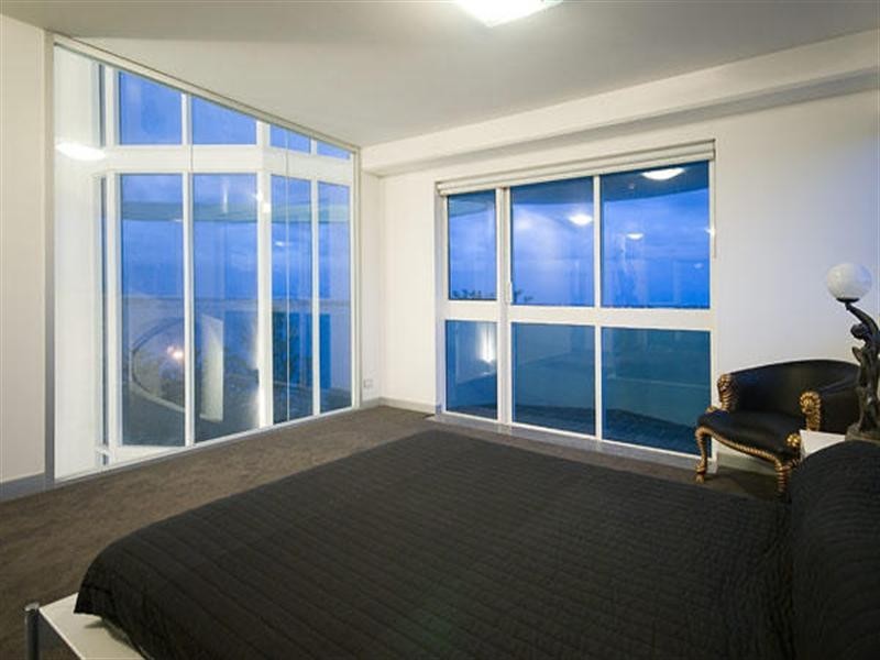 204 Marine Parade, Labrador QLD 4215