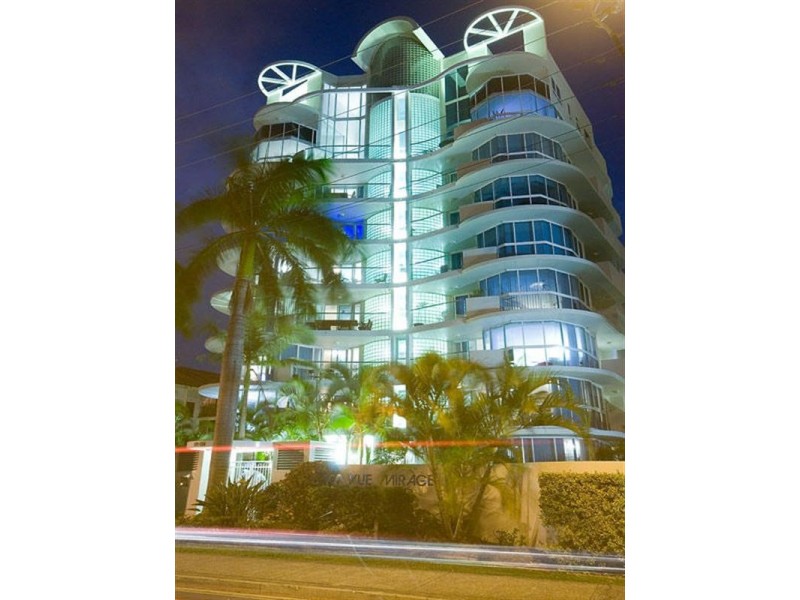 204 Marine Parade, Labrador QLD 4215